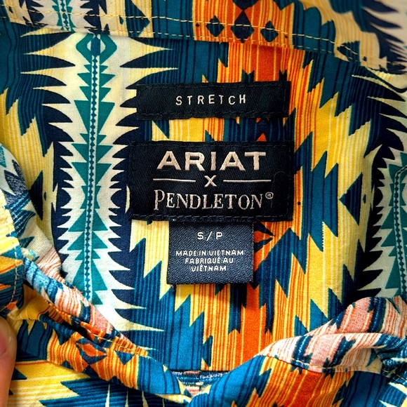 ARIAT X PENDLETON: Southwestern Design - Picture 9 of 12